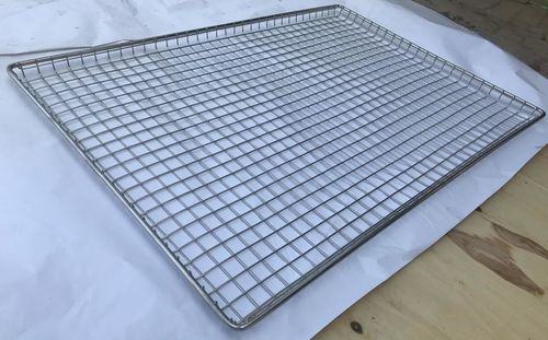 Latest company news about 880 ενωμένος στενά δίσκος φούρνων πλέγματος καλωδίων για την επεξεργασία τροφίμων της PET στο Μεξικό