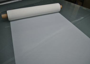 Άσπρο ύφασμα πλέγματος εκτύπωσης οθόνης πολυεστέρα υψηλής έντασης για την εκτύπωση μπλουζών