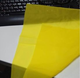 Κίτρινο πλέγμα εκτύπωσης οθόνης 80 - 48 πολυεστέρα για το κλωστοϋφαντουργικό προϊόν, πλάτος ~ 365cm 115cm