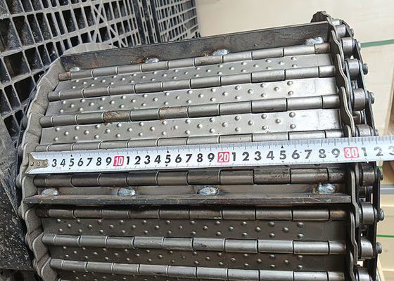 Καλή τιμή. Μεταγωγική ζώνη από πλακέτα χάλυβα άνθρακα βαρύτητας 3 mm με φελλό για καθαριστικό τσιπ σε απευθείας σύνδεση