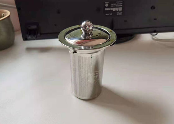 Καλή τιμή. Ηλεκτρολυτικό τσάι Infuser χαλαρών φύλλων ανοξείδωτου 304 4.5cm με το καπάκι σε απευθείας σύνδεση