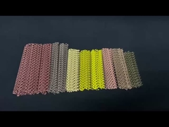 Χρωματιστές διακοσμητικές κουρτίνες