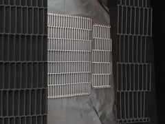 Αντίσταση στη θερμότητα Ευέλικτες ράβδοι 304 από ανοξείδωτο χάλυβα Σκάλα Δαχτυλίδι Μεταφορέας Ζώνη Για Φούρνο Πίτσα