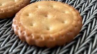 Ανοξείδωτο ατσάλι 304 Μεταλλικό συρμάτινο πλέγμα ψαροκόκαλο Μεταφορέας αρτοποιίας ανθεκτικό στη θερμότητα υψηλής θερμοκρασίας