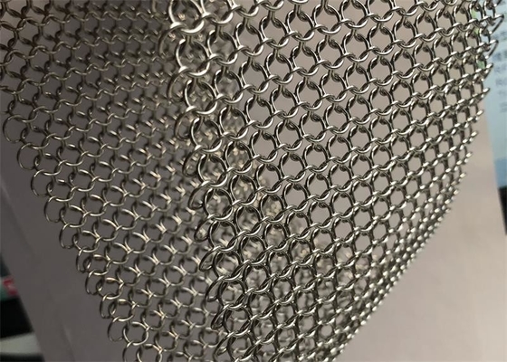 Καλή τιμή. πλέγμα Chainmail πλέγματος δαχτυλιδιών ανοξείδωτου 3.81mm 7mm για το προστατευτικό κοστούμι κουρτινών σε απευθείας σύνδεση
